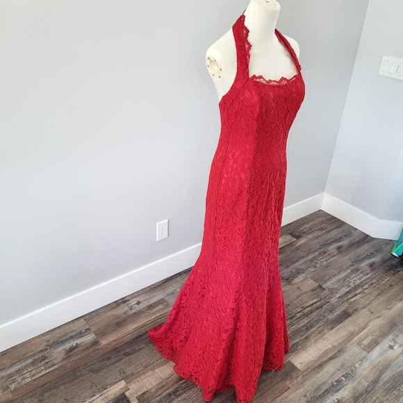 NWT Zum Zum By Niki Livas Red Mermaid Lace Halter Prom Gala Formal Gown - Picture 2 of 16